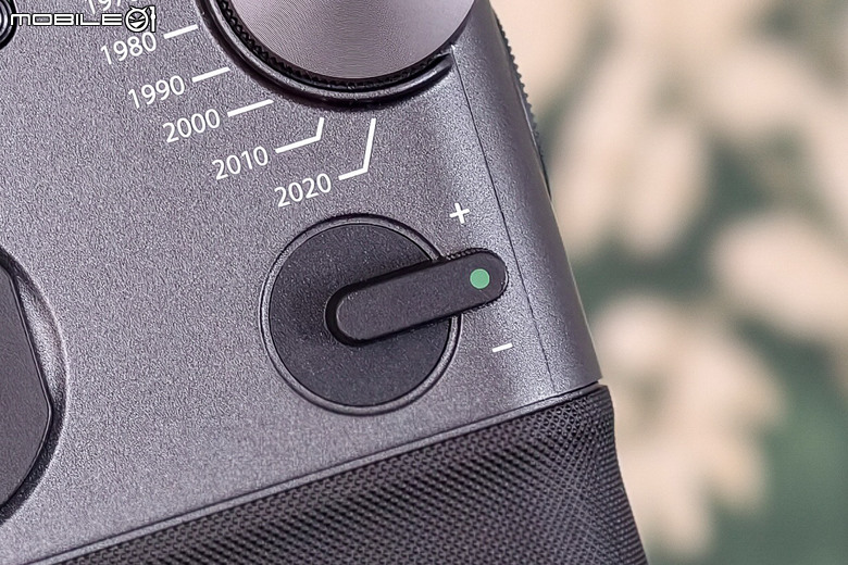 富士 instax mini Evo Cinema 評測｜「年代轉盤」玩出百種風格、15 秒影片帶你穿越時空！