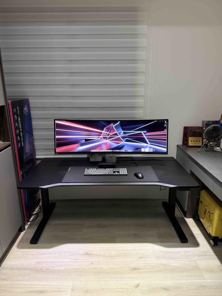 開箱&分享 IKEA升降電競桌＆Ergotron HX 螢幕支架