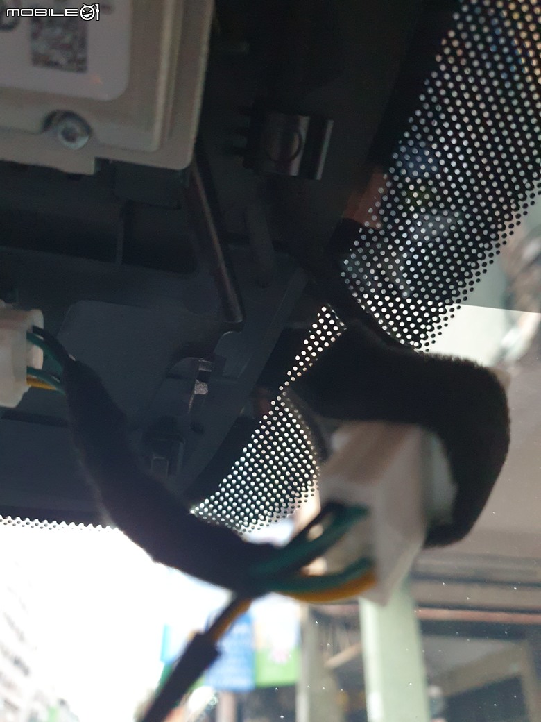 分享CX-5 安裝 Dongar Dashcam Power Adapter (10-pin Type E) 行車紀錄器後視鏡取電適配器