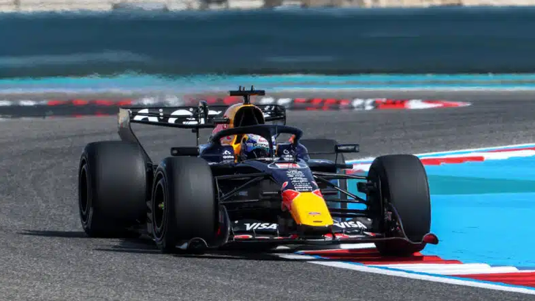Max Verstappen怒轟 2026 F1 像「打藥的電動方程式」?深度解析:為何四屆冠軍對新制賽車徹底絕望?