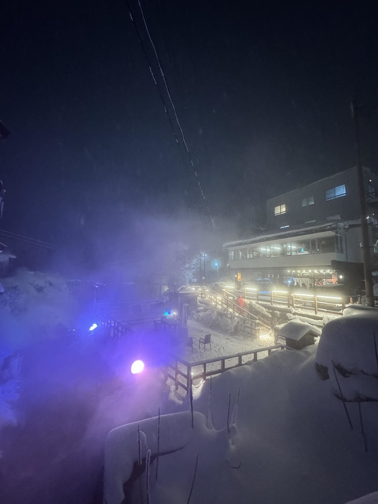 點我看大圖 【小惡魔驫到成功】感恩藏王|藍天下的樹冰與溫泉時光