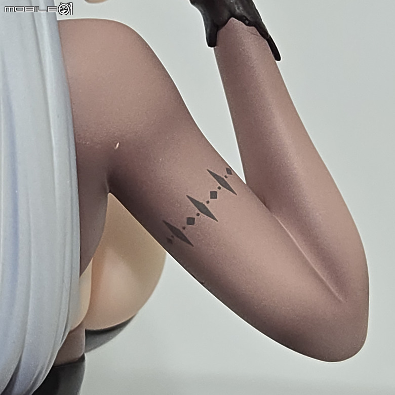 【開箱】SIKI ANIM 1/7 未亡人 凱麗 ，充滿暗黑美學的作品!