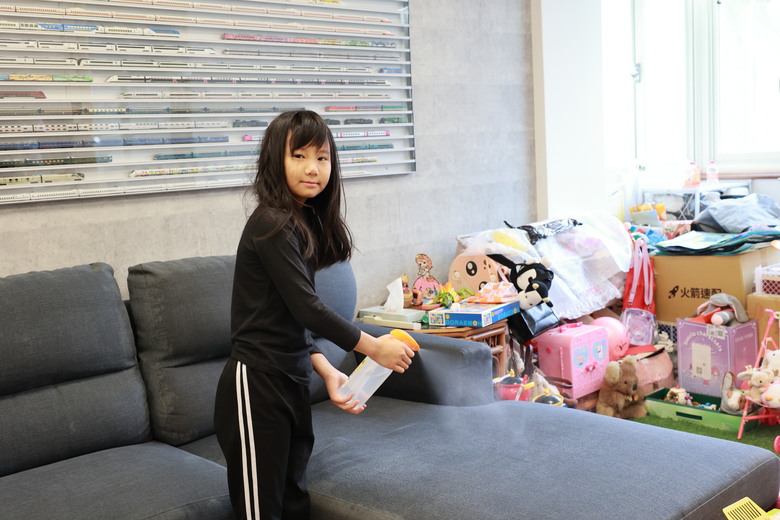 【小惡魔驫到成功】【開箱】 新春大掃除馬上到位：IRIS OHYAMA 自動給水織物清潔機