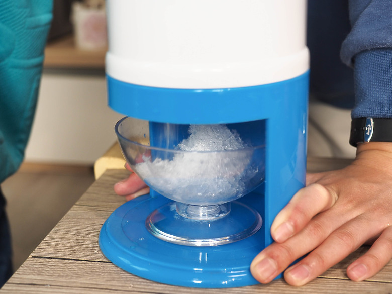【小惡魔驫到成功】四季皆可飲 冰水・熱水・冰塊一次搞定 ｜Haier 桌上型RO冰鑽瞬熱飲水機