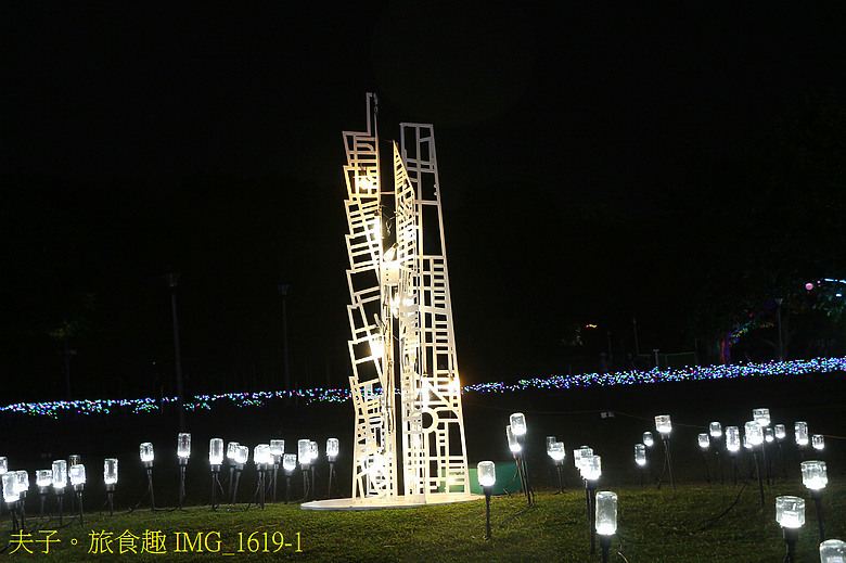 2026台北燈節花博展區盛大登場 從變形金剛到台北隊熊讚 打造科幻與地景交織的奇幻森林