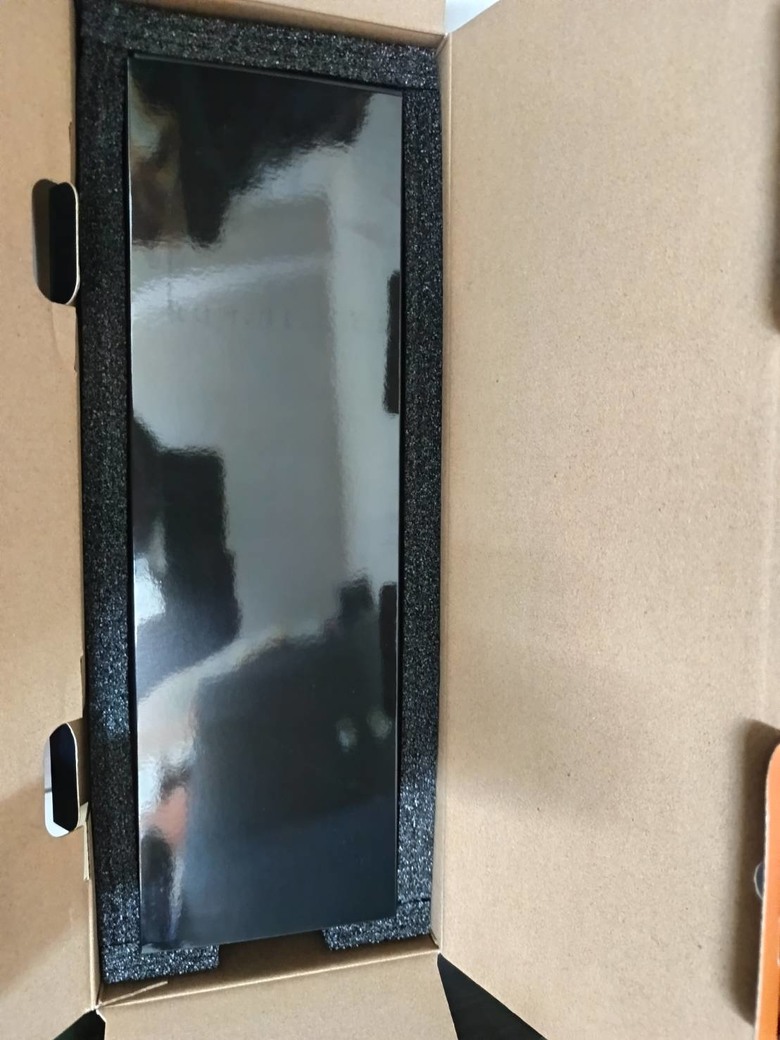 松聖INFINITE Round R8機殼絕美三玻璃海景房+ID-COOLING FX360 LCD一體式水冷開箱分享