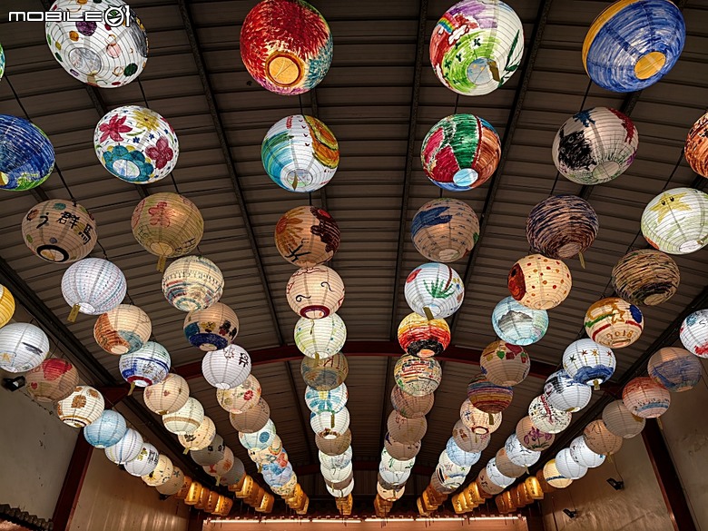 【小惡魔驫到成功】普濟殿燈會與馬年神農街花燈展,過年來臺南賞燈海 — 2026年新年走春 第二站