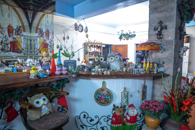 【小惡魔驫到成功】苗栗櫻花序曲：住進貓頭鷹哈比屋，遇見山巔的粉色浪漫