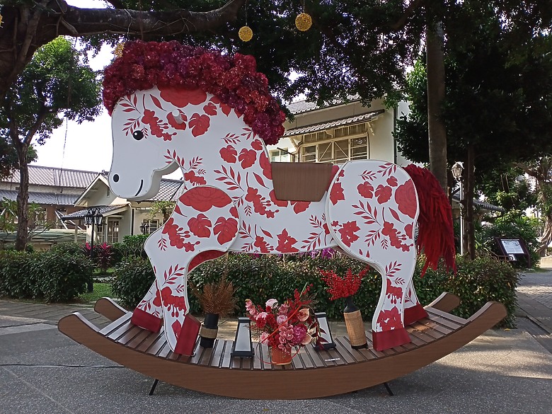 點我看大圖 【小惡魔驫到成功】屏東燈節勝利星村燈區