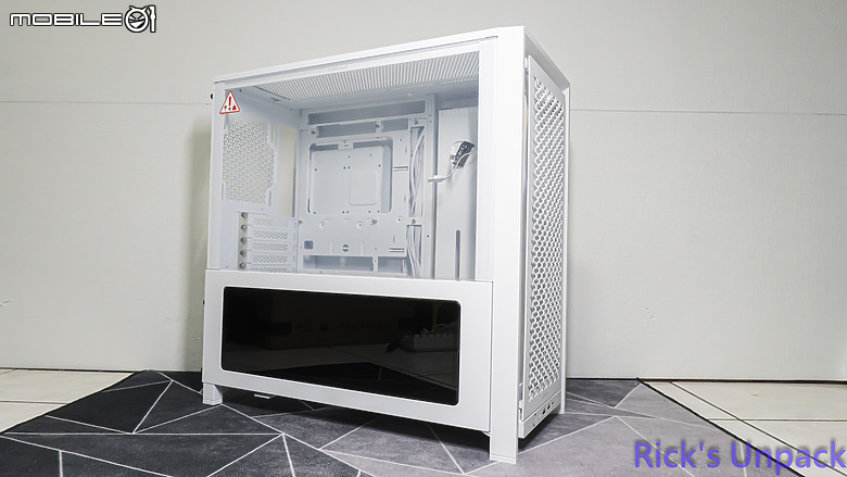 【開箱】終極機殼改裝 | FRAME 4000D LCD RS ARGB WHITE
