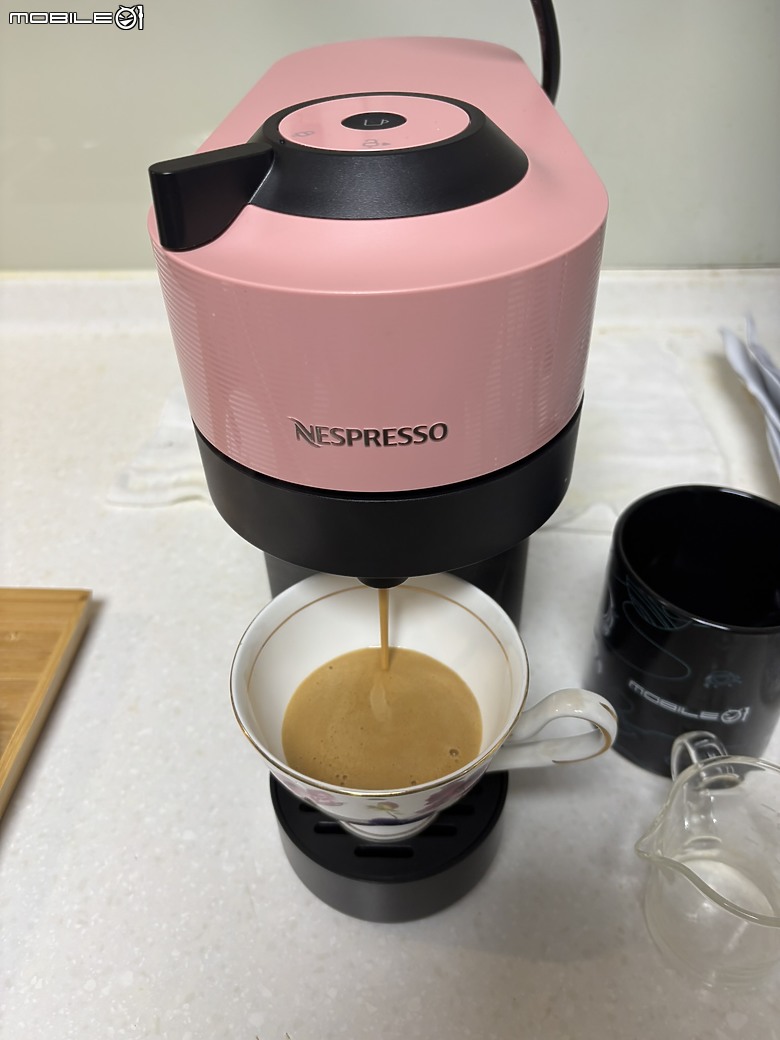 【開箱實測】Nespresso VERTUO POP 開箱｜從一個人的早晨，到兩個人的咖啡時光