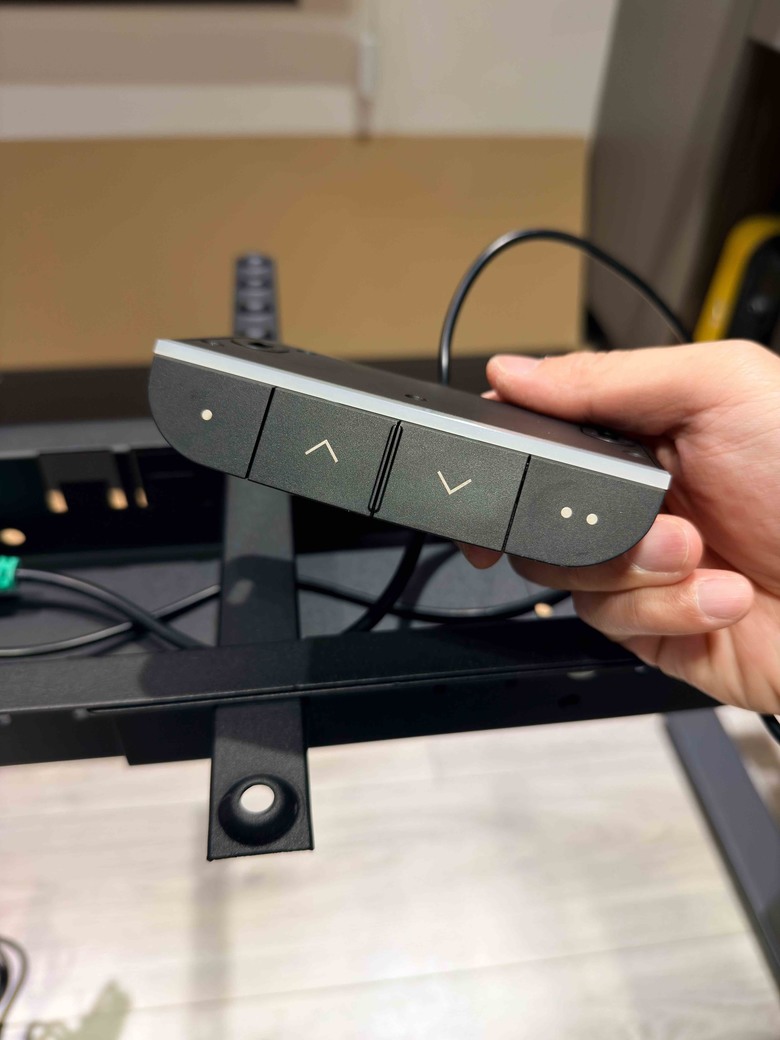 開箱&分享 IKEA升降電競桌＆Ergotron HX 螢幕支架