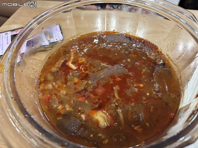 點我看大圖 【小惡魔驫到成功】除夕團圓飯報到!今年外帶年菜靠 NN-ST65J神助攻,讓整桌飯菜熱騰騰