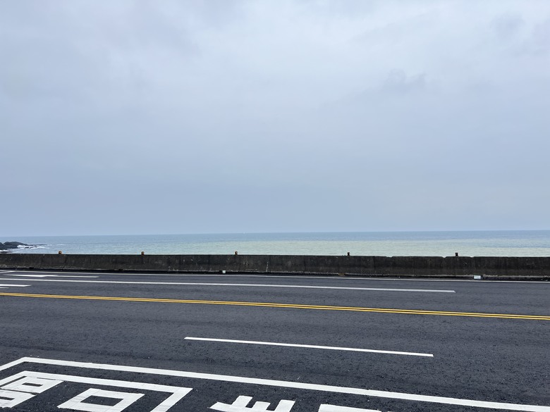 【小惡魔驫到成功】陰雨中的金瓜石更迷人|十三層遺址、陰陽海、黃金瀑布一次走訪小旅行