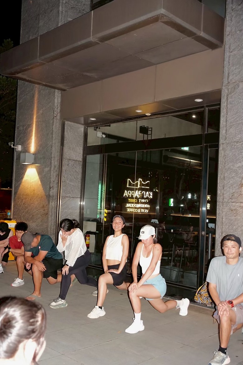 【我們一起跑過】在步伐交錯之中，尋回生活的詩意