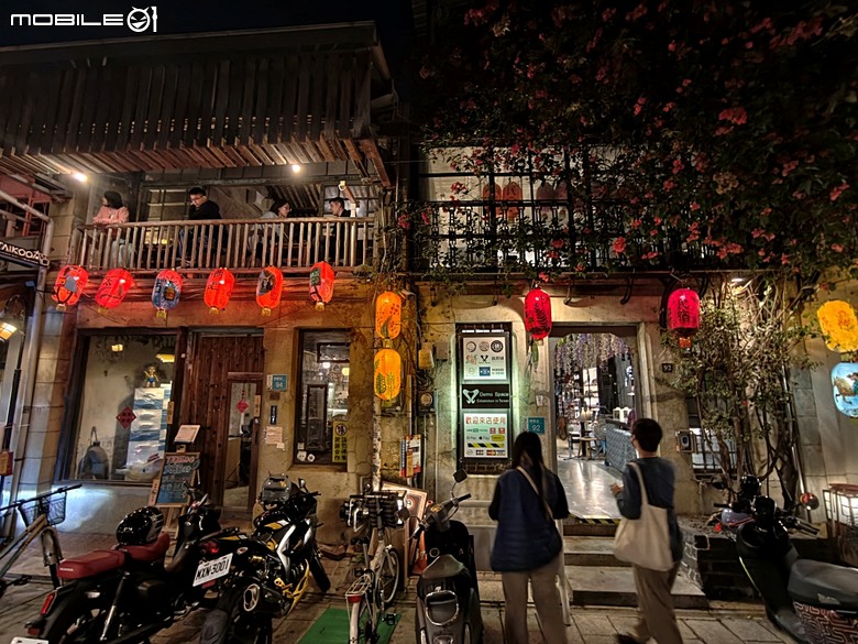 【小惡魔驫到成功】普濟殿燈會與馬年神農街花燈展,過年來臺南賞燈海 — 2026年新年走春 第二站