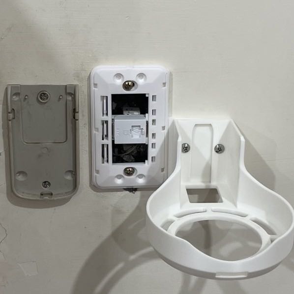 【DIY分享】網路線直接插RJ45太醜？改成資訊插座更俐落