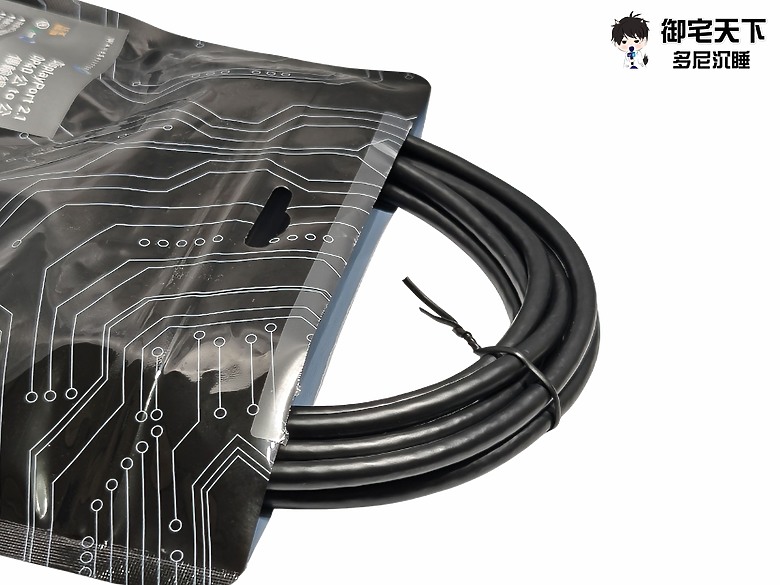 開箱｜WAVESPLITTER 威世波 DisplayPort 2.1 公 to 公 傳輸線 3m（WST-CDP003） - 支援 40G 頻寬，16K@30Hz 銀頭之作！