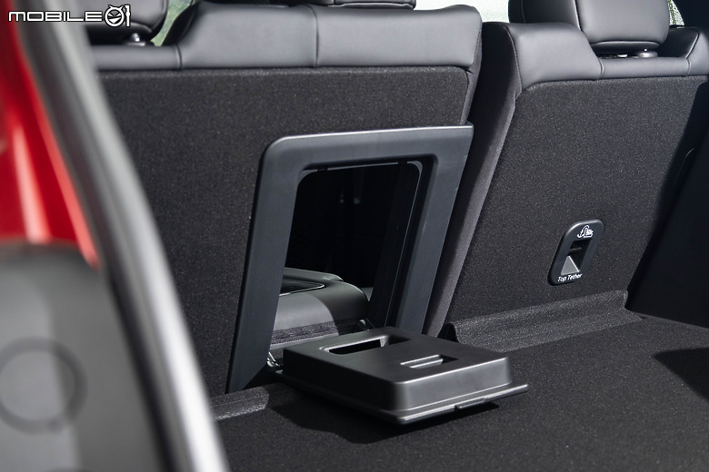 Foxtron Bria Emerge 試駕｜後驅滿配才是Bria的最佳解？