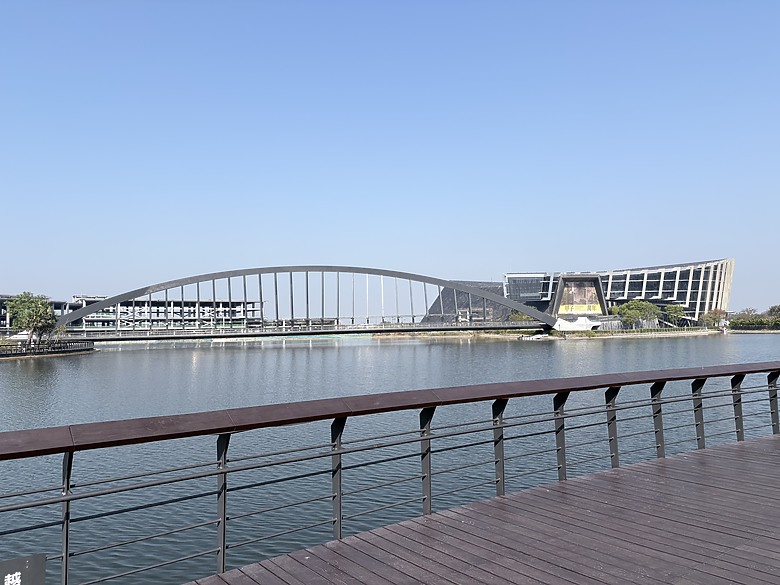 【小惡魔驫到成功】萬里奔馳 ~ 為家人的出遊笑容滾動 // Bridgestone Turanza 6