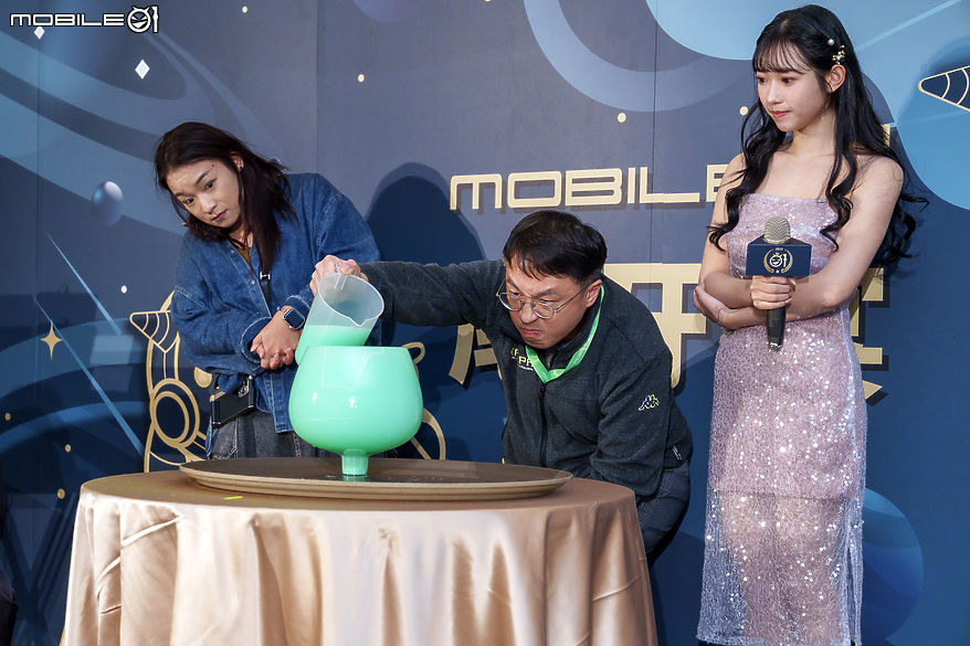 2025 Mobile01 小惡魔尾牙宴|好吃、好聽又好玩再佐一份滿滿感動!