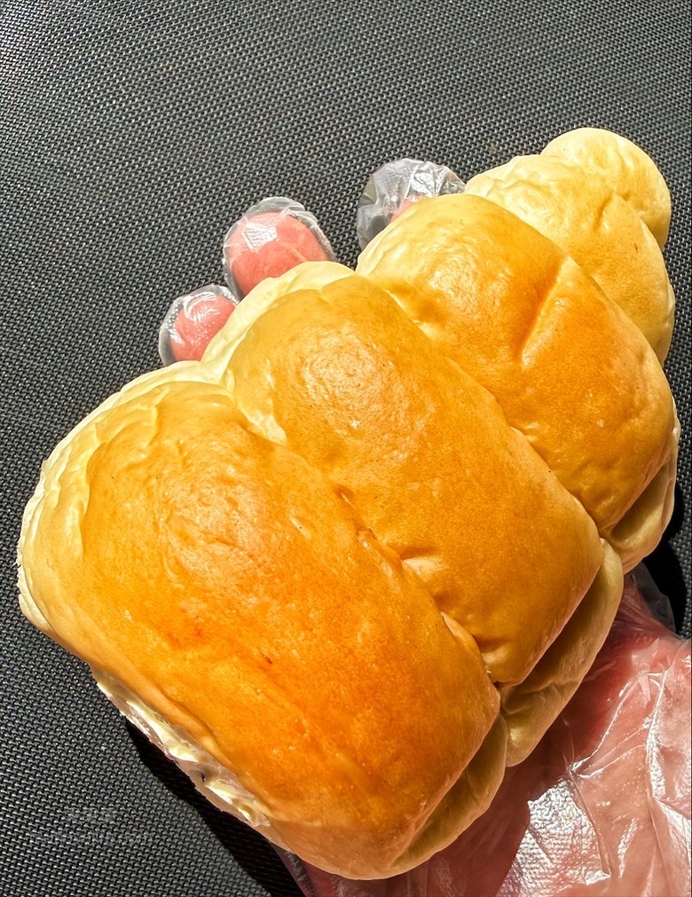 當日現做新鮮烘焙，品項豐富，服務親切溫暖，不只賣麵包還有賣咖啡