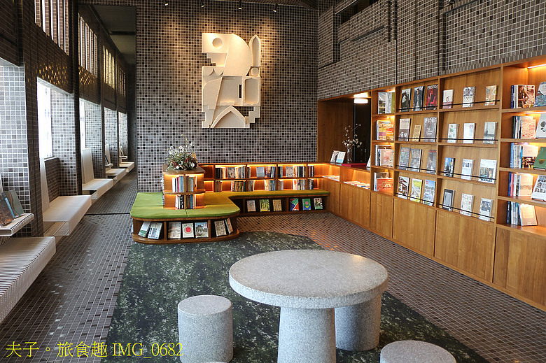 點我看大圖 天下南隅 台南老靈魂的華麗轉身 住進赤崁樓旁的時光隧道 在黑膠樂音中醒來