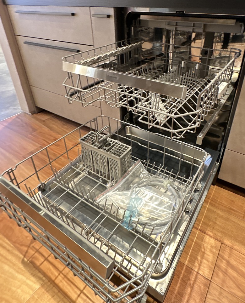 【請益】老屋加裝 新出的P牌獨嵌式洗碗機