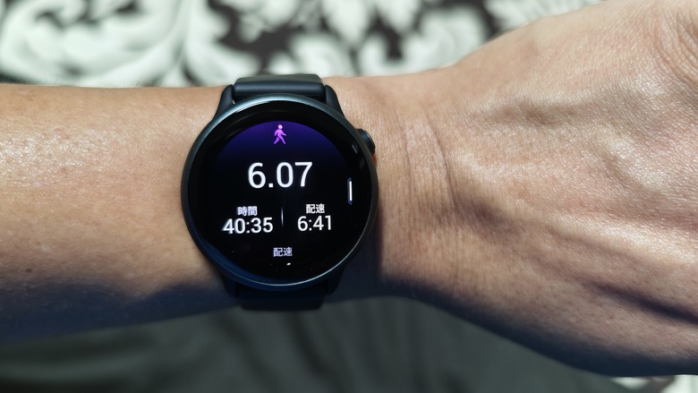 【小惡魔驫到成功】買給自己的新年禮物 - Garmin vívoactive 6