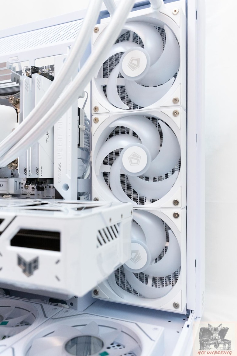 三面環景 松聖ROUND R8 ft.FX360 LCD水冷