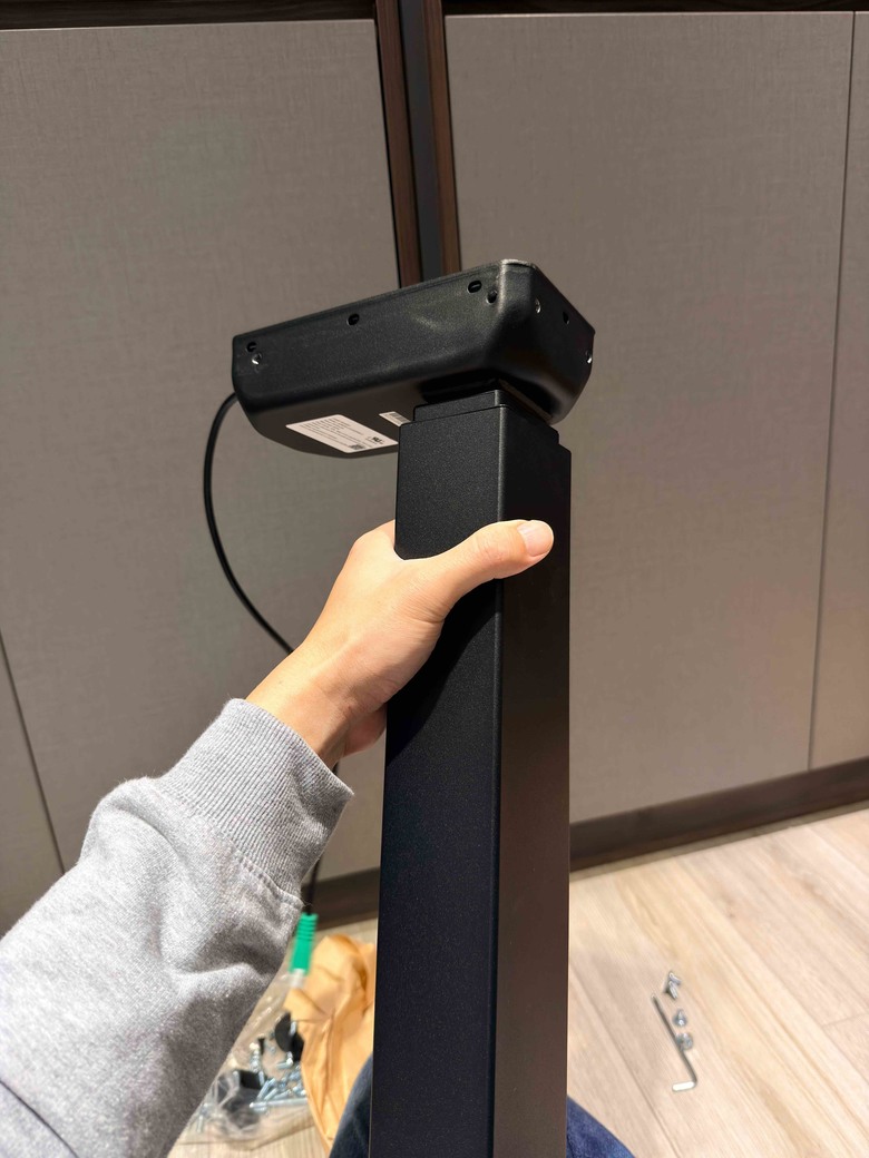 開箱&分享 IKEA升降電競桌＆Ergotron HX 螢幕支架