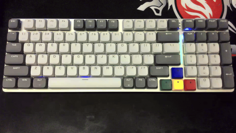 開箱｜【Fantech】MAXFIT AIR99 95% 三模矮軸 RGB 機械式鍵盤（MK916） - 400 小時續航 + 23mm 超薄鋁身，復古遊戲機風格之作！