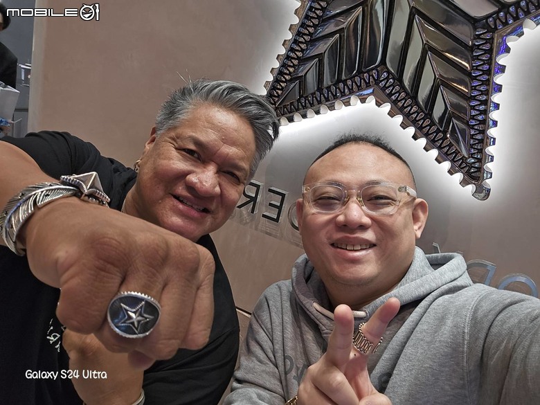 CODY SANDERSON 拿修改的手鍊,竟然偶遇CODY及吳建豪本人!!