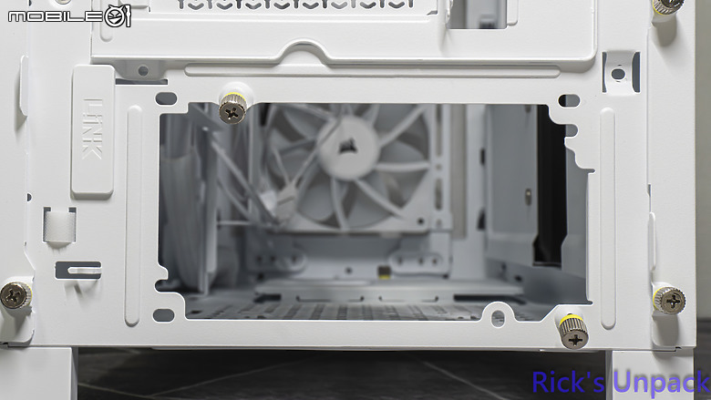 【開箱】終極機殼改裝 | FRAME 4000D LCD RS ARGB WHITE