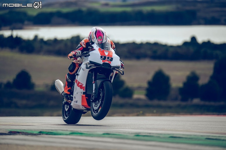 【海外新訊】KTM 990 RC R TRACK 賽道版正式發表。