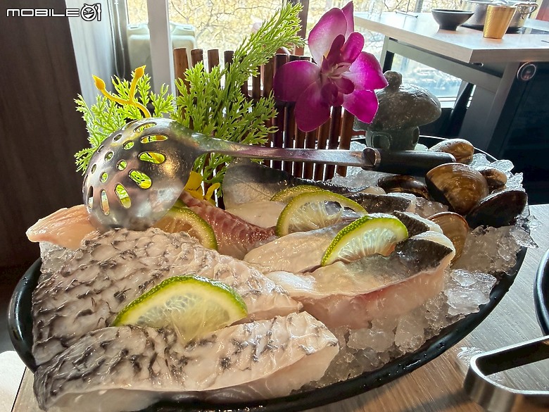 【小惡魔驫到成功】0多元的任性|在肉之間,從台味荷包蛋雞絲飯一路吃到哈根達斯 ◆ 鍋物幸福方程式