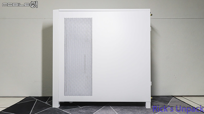 【開箱】終極機殼改裝 | FRAME 4000D LCD RS ARGB WHITE
