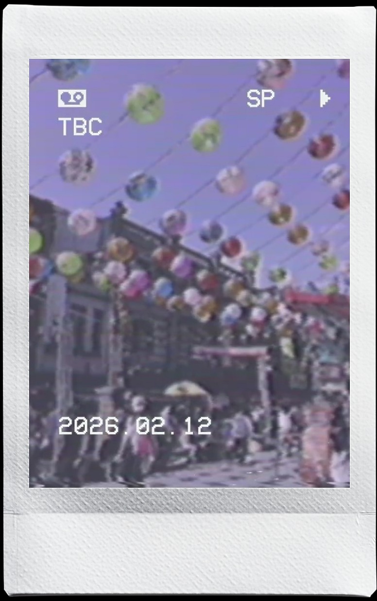 富士 instax mini Evo Cinema 評測｜「年代轉盤」玩出百種風格、15 秒影片帶你穿越時空！