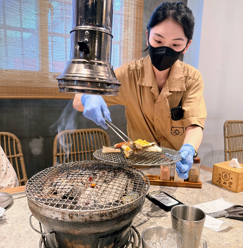 【宜蘭燒肉吃到飽】春日里炭火燒肉·放題|親水公園附近高CP值燒肉,和牛、海鮮、甜點一次滿足;799以上,外加生啤喝到飽