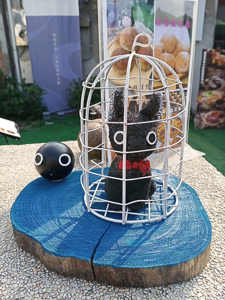 點我看大圖 【小惡魔驫到成功】屏東燈節勝利星村燈區