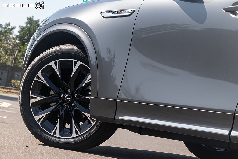 平價奢華的日韓對決！Hyundai Santa Fe Calligraphy vs. Mazda CX-90