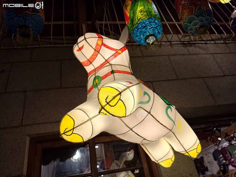 【小惡魔驫到成功】普濟殿燈會與馬年神農街花燈展,過年來臺南賞燈海 — 2026年新年走春 第二站