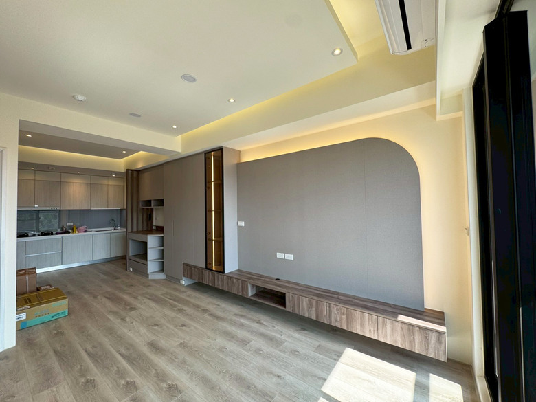 【開箱】台南系統櫃規劃心得，畸零空間也能變收納王