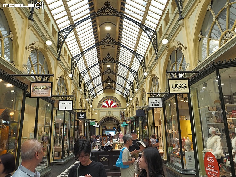 墨爾本CBD之聖巴特利爵主教座堂 (Saint Patrick's Cathedral)、皇家拱廊(Royal Arcade)、舊郵政局(Former General Post Office)、中央拱廊(Centreway Arcade)、咖啡巷(Degraves St)，附掛墨爾本經典咖啡館 Brunetti Oro Flinders Lane — 2026東澳洲四大城巡遊之墨爾本段 第2部