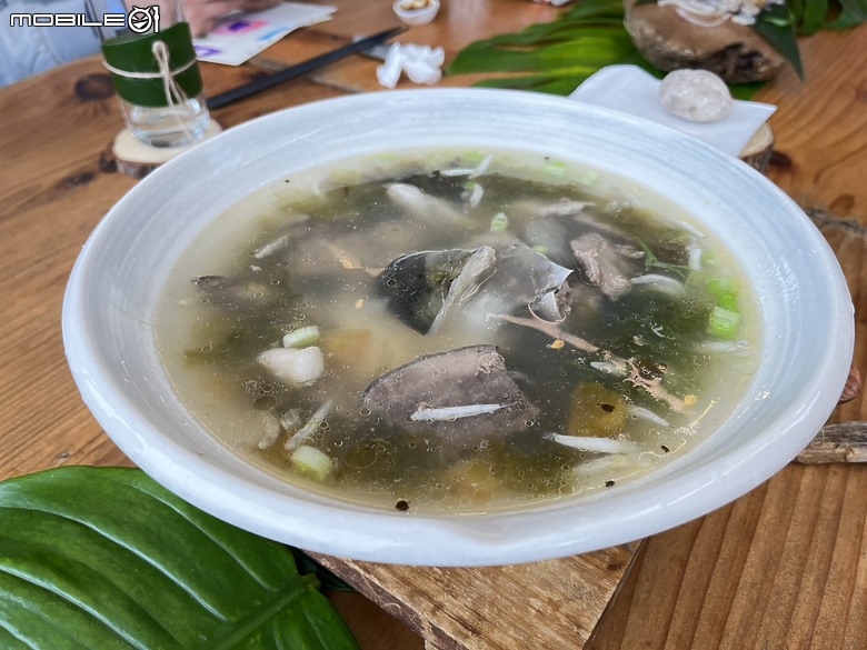 【小惡魔驫到成功】花蓮豐濱食記 | 大海決定今天的菜單！「里艾廚房&人魚海」原民風味與現撈海鮮的無菜單料理