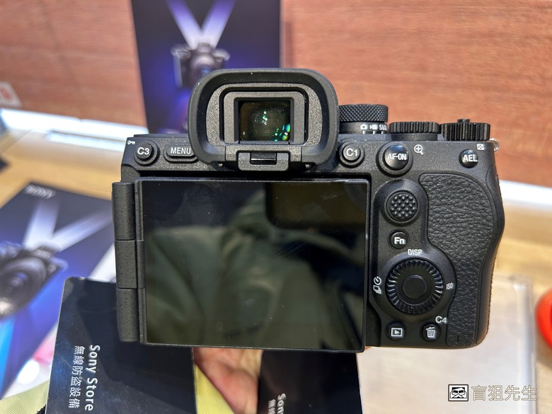 【小惡魔驫到成功】SONY ILCE A7M5 feat. SONY復興館直營店大年初二走春 | 新機試用初探心得❤️