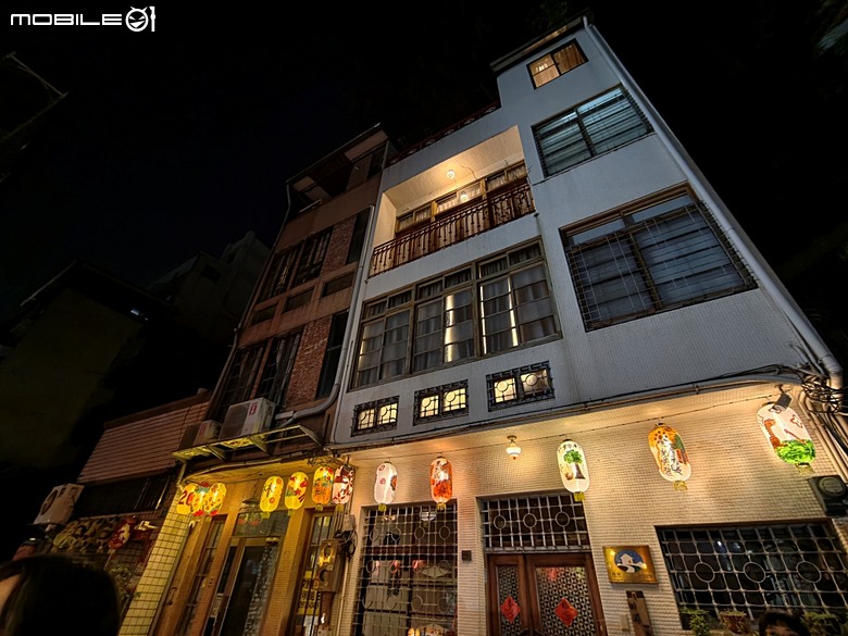 【小惡魔驫到成功】普濟殿燈會與馬年神農街花燈展,過年來臺南賞燈海 — 2026年新年走春 第二站
