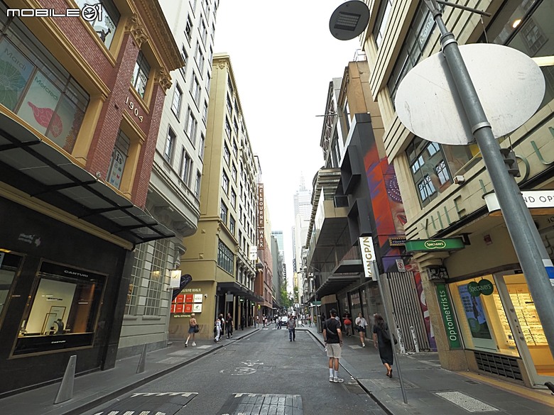 墨爾本CBD之聖巴特利爵主教座堂 (Saint Patrick's Cathedral)、皇家拱廊(Royal Arcade)、舊郵政局(Former General Post Office)、中央拱廊(Centreway Arcade)、咖啡巷(Degraves St)，附掛墨爾本經典咖啡館 Brunetti Oro Flinders Lane — 2026東澳洲四大城巡遊之墨爾本段 第2部