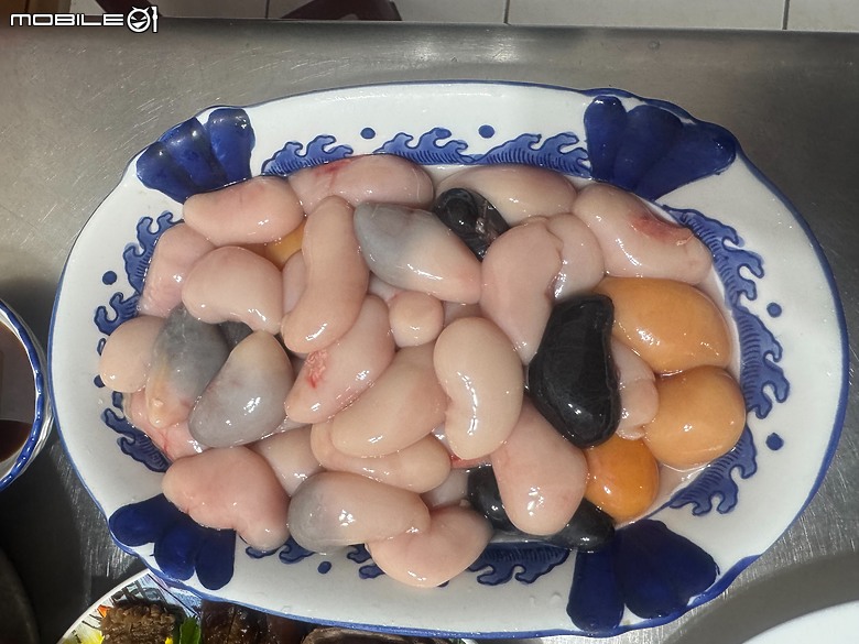 點我看大圖 【小惡魔驫到成功】初二回娘家+外婆的新年小禮物開箱|有趣的紅包抽抽樂,勾起童年的回憶