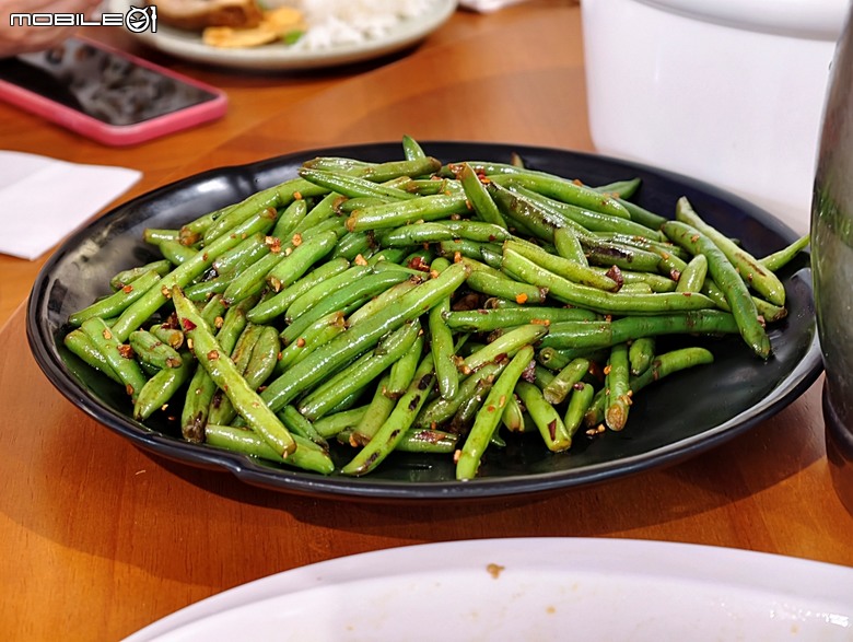 墨爾本近郊之菲利普島(Phillip Island)企鵝歸巢(Penguin Parade)、普芬比利鐵路(Puffing Billy)古董蒸汽火車，附掛旅途中的用餐與沿路風景 — 2026東澳洲四大城巡遊之墨爾本段 第1部